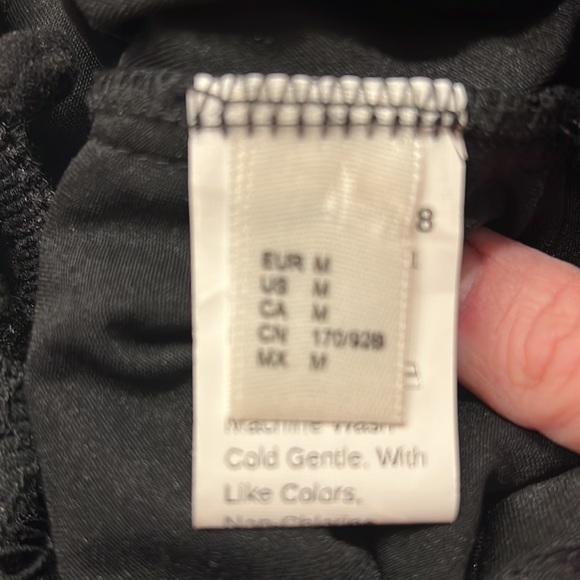 Dress - Picture 6 of 6